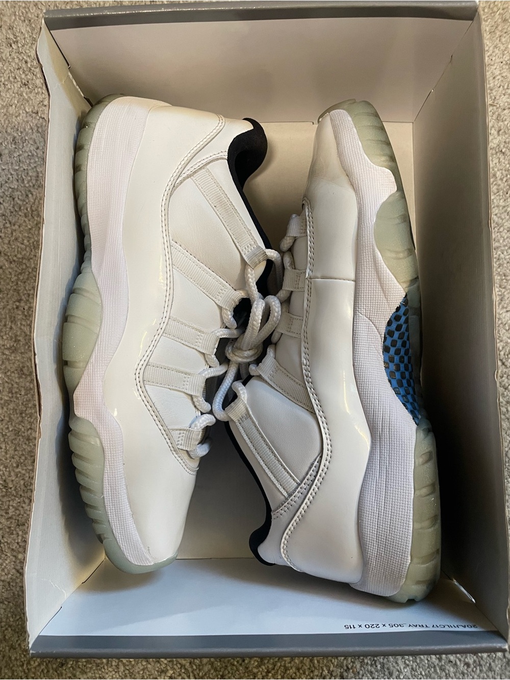Jordan 11 legend blue low top size 8
